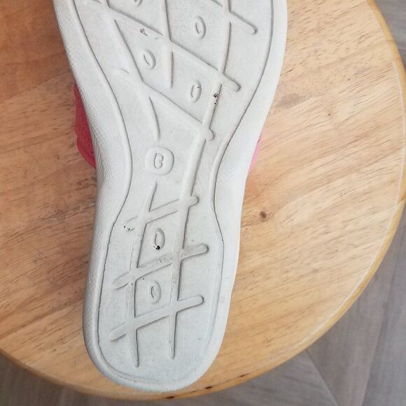 BZEES Smile Wedge slip-on sandals - Picture 5 of 7